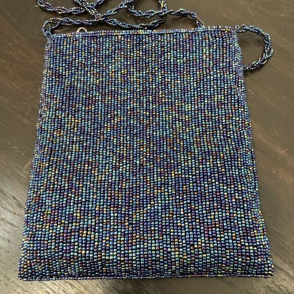 Iguana‎ Beaded Bag 5.75"x6.5" Blue, Multicolors. - Picture 3 of 6